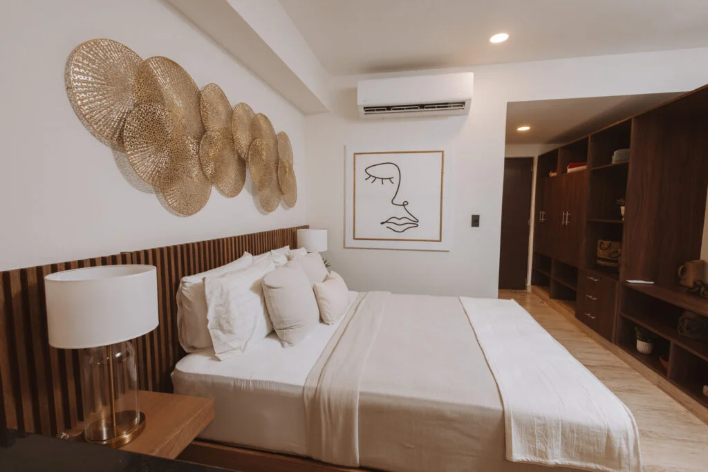 Studio 34 Apartment 011 — image 2 of 6
