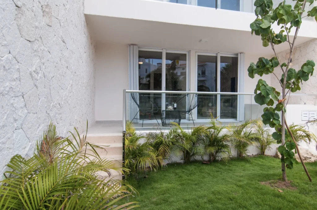 Santamar C-104 — image 30 of 33
