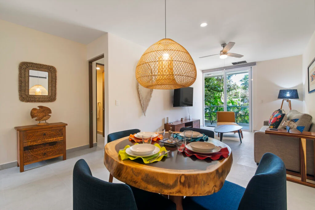 Santamar D-104 — image 3 of 19