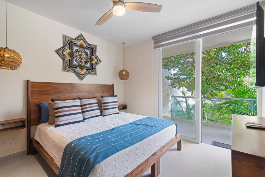 Santamar D-104 — image 15 of 19