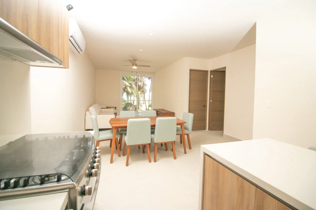Santamar B-102 — image 4 of 21
