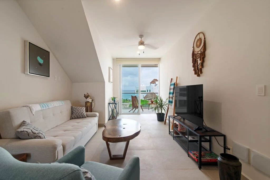 Santamar C-301 — image 10 of 24