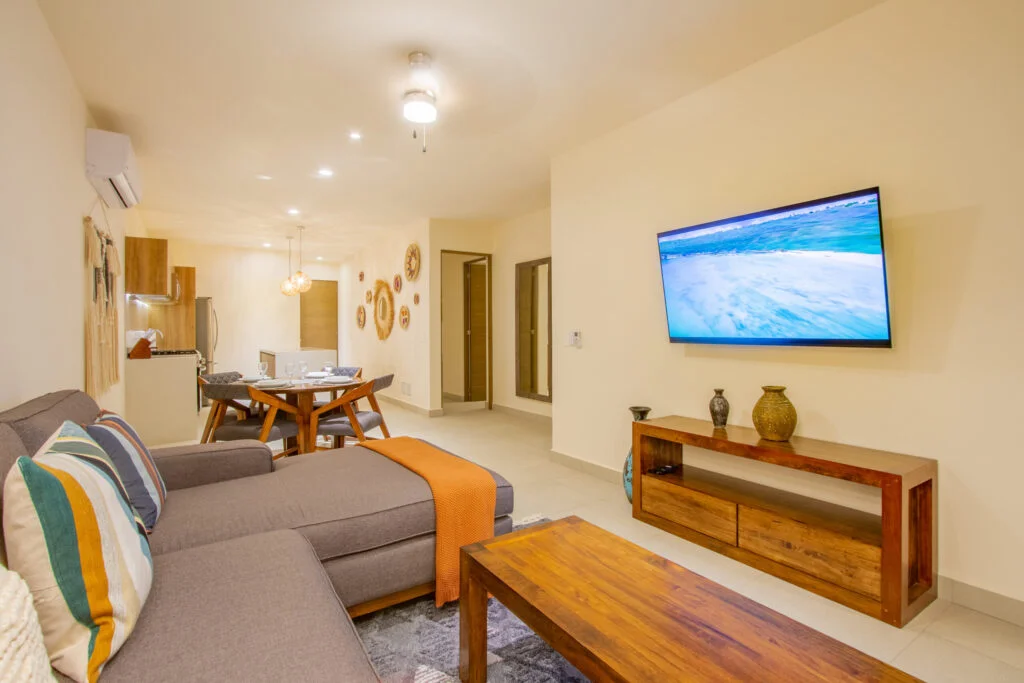 Santamar F-203 — image 15 of 23