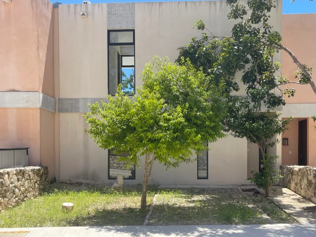EDENA 62 — image 7 of 10